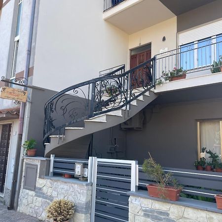 B&B Da Antonella Samugheo Exterior foto